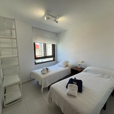 شقة Beachfront With A Pool بينيكاسّين