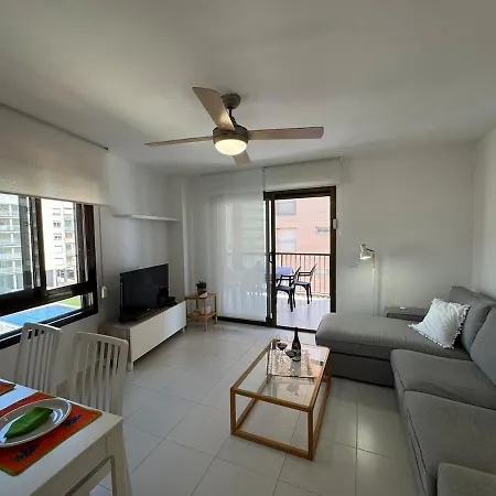 Beachfront With A Pool Apartmán